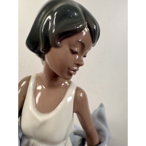 Lladro BLACK LEGACY Winds Of Romance #6783 Brisa Romántica MINT Love Woman - Picture 4 of 16